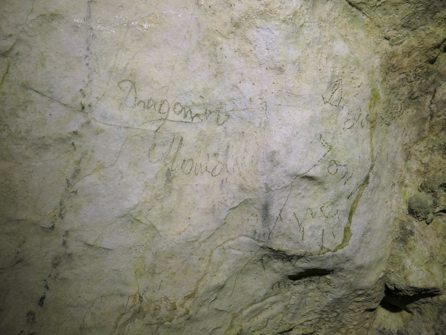 Jeskyně škorpionů